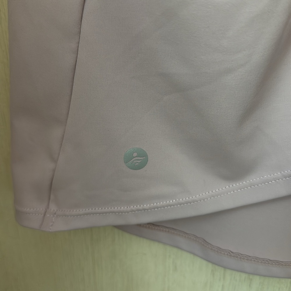 Halara Cut Out Crossover Hem Solid Yoga Tank Top - image 8